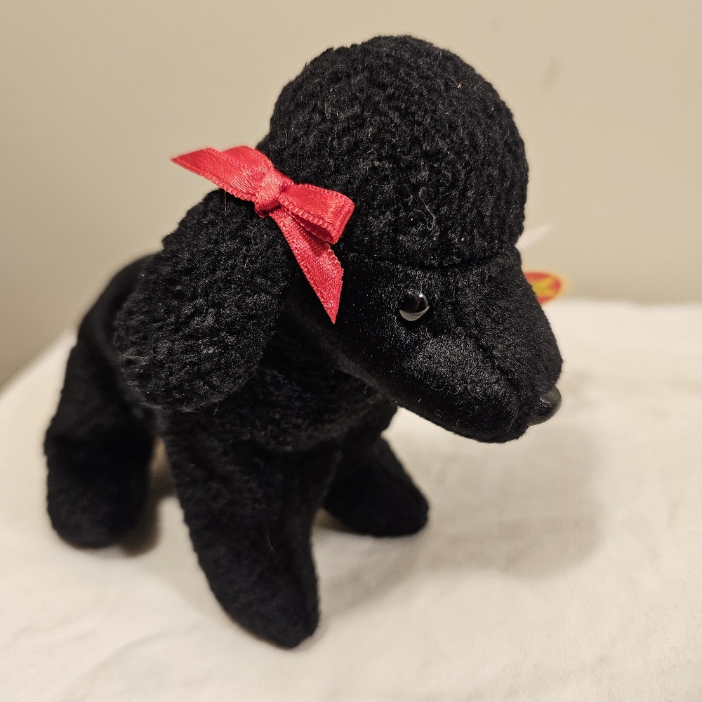 New with tags Ty Beanie Babies  1997 black poodle Gigi
